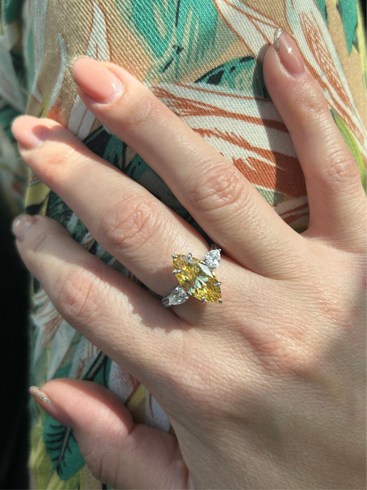 Anillo Selena